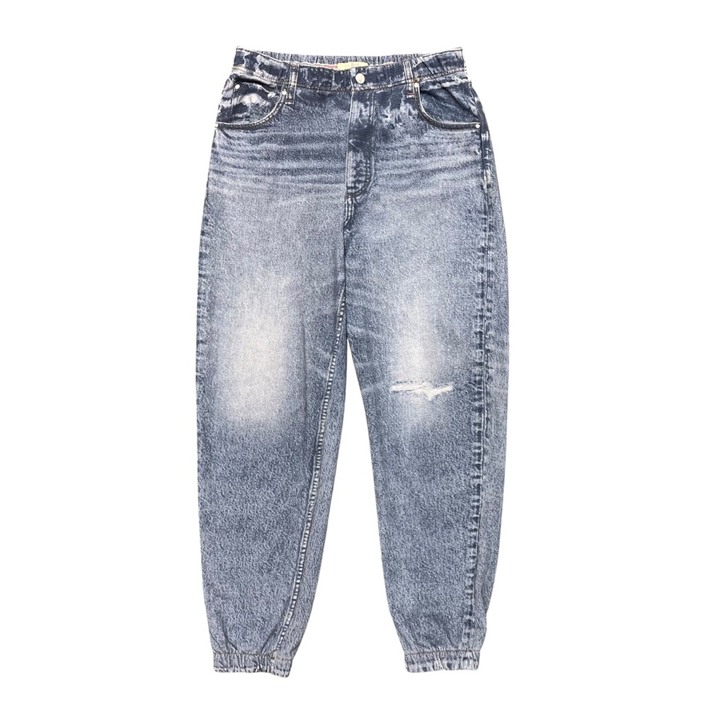 Anybody light wash jean joggers